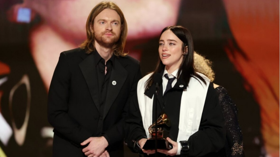 Berita Musik Billie Eilish Menang Grammy Award Lagi 2026